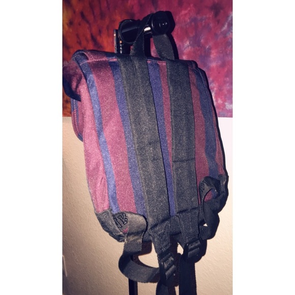 (SOLD❗️) NWOT Mini VS backpack - Picture 2 of 4